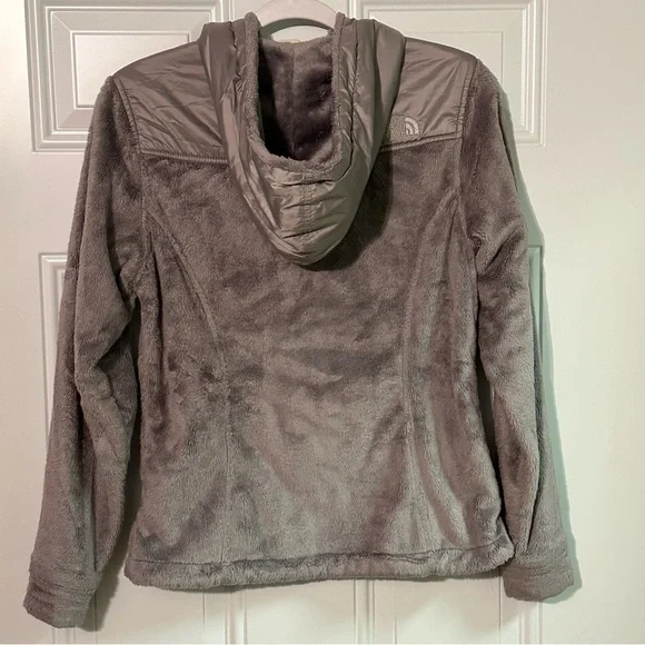 The North Face Gray Fleece Jacket - Picture 2 of 7